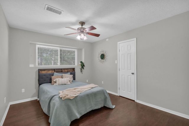 6514 Larkmount Drive, Spring, TX 77389