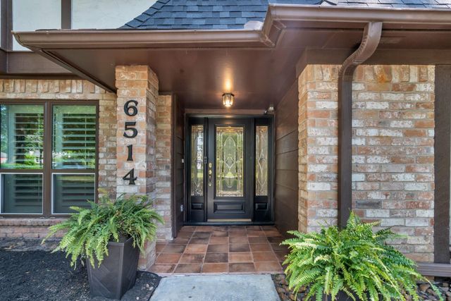 6514 Larkmount Drive, Spring, TX 77389