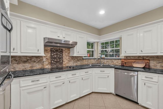 6514 Larkmount Drive, Spring, TX 77389