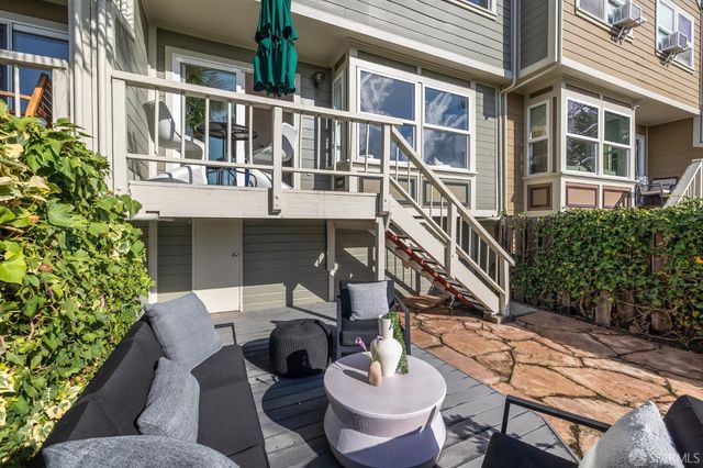 11 Littlefield Terrace, San Francisco, CA 94107