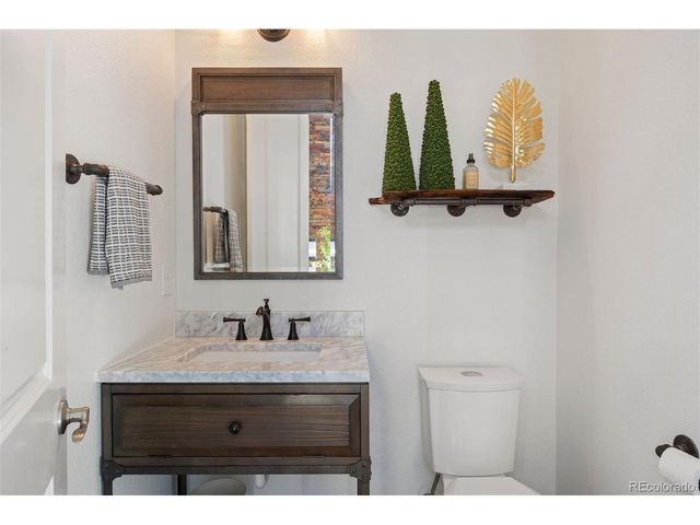 2257 S Juniper St, Lakewood, CO 80228