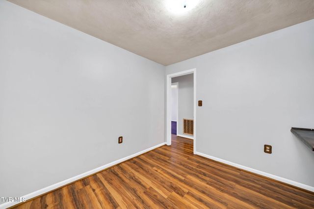 520 Kallen Drive, Kingsport, TN 37660