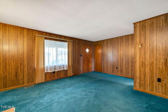 520 Kallen Drive, Kingsport, TN 37660