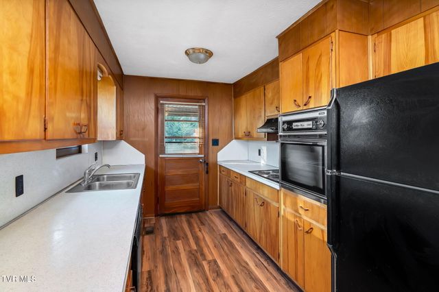 520 Kallen Drive, Kingsport, TN 37660