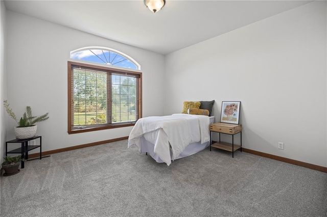 11509 238th Street, Lawrence, KS 66044