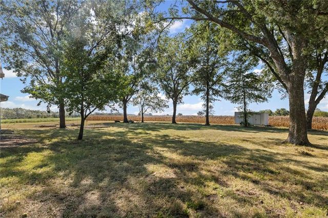 11509 238th Street, Lawrence, KS 66044