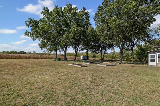 11509 238th Street, Lawrence, KS 66044