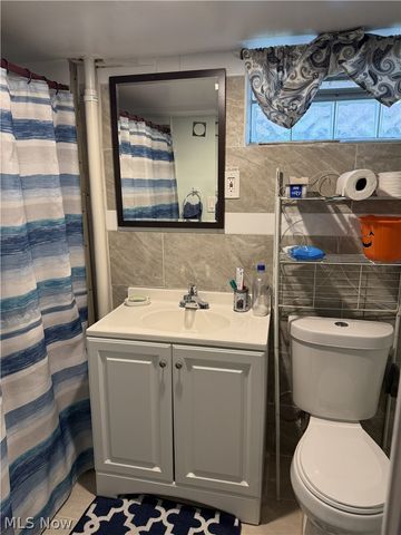 23478 Hillcroft Drive, Warrensville Heights, OH 44128