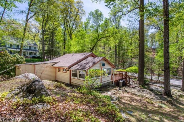 84 Lee Hill Rd, Byram Twp., NJ 07821
