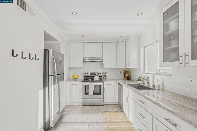 3370 Northwood Dr G, Concord, CA 94520