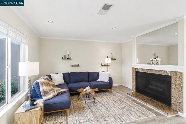 3370 Northwood Dr G, Concord, CA 94520
