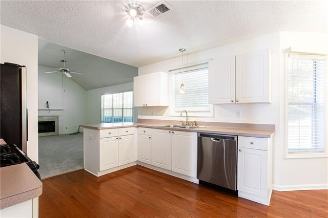 5724 Wandering Vine SE Trail, Mableton, GA 30126