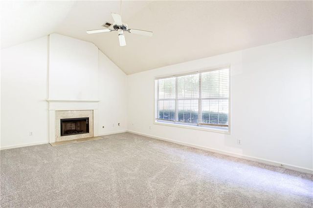 5724 Wandering Vine SE Trail, Mableton, GA 30126