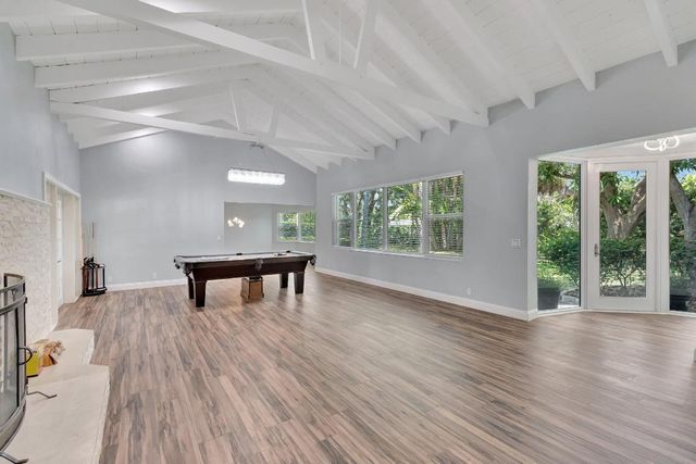 1220 N Swinton Avenue, Delray Beach, FL 33444