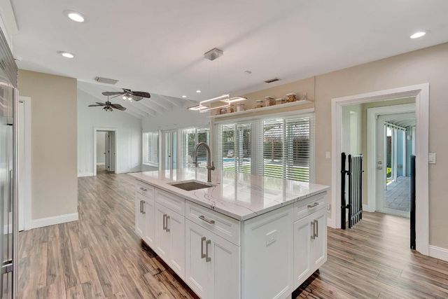 1220 N Swinton Avenue, Delray Beach, FL 33444