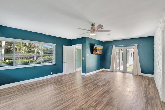 1220 N Swinton Avenue, Delray Beach, FL 33444