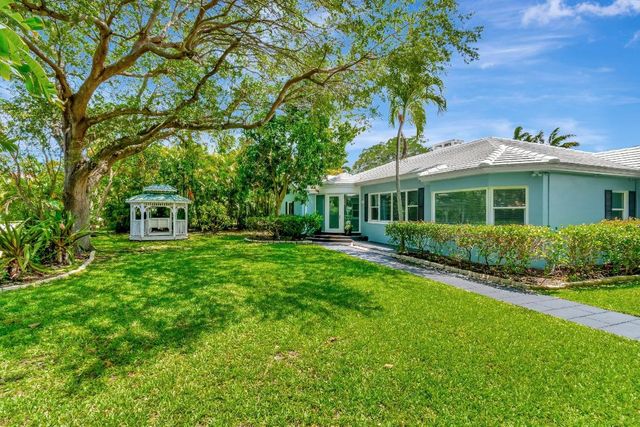 1220 N Swinton Avenue, Delray Beach, FL 33444