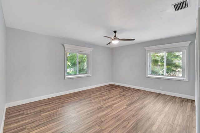 1220 N Swinton Avenue, Delray Beach, FL 33444