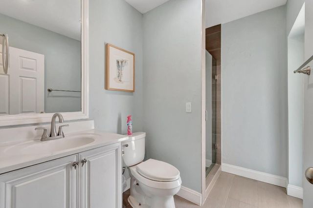 1220 N Swinton Avenue, Delray Beach, FL 33444