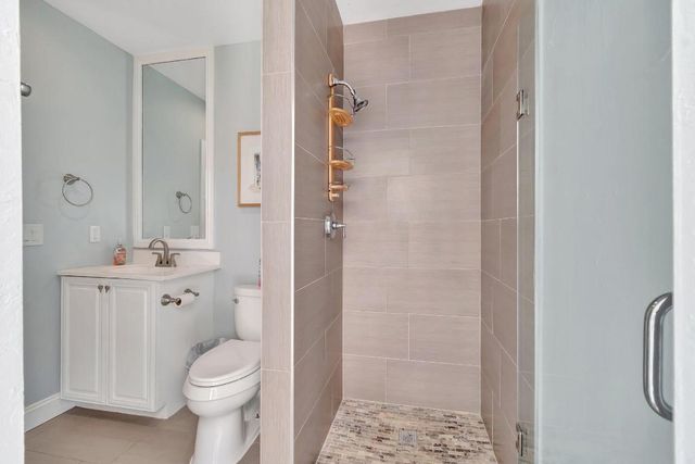 1220 N Swinton Avenue, Delray Beach, FL 33444