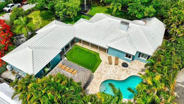 1220 N Swinton Avenue, Delray Beach, FL 33444