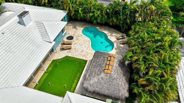 1220 N Swinton Avenue, Delray Beach, FL 33444