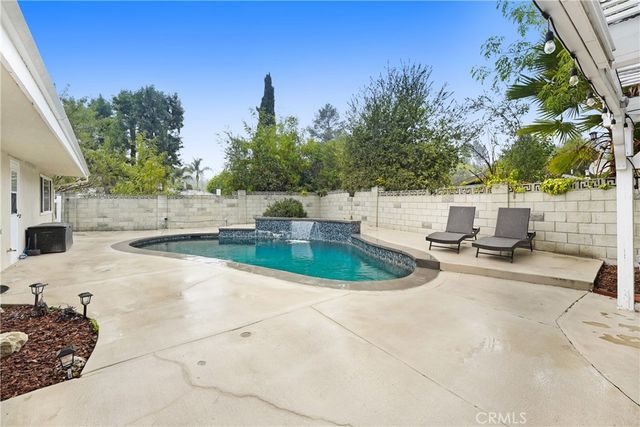24375 Hatteras Street, Woodland Hills, CA 91367