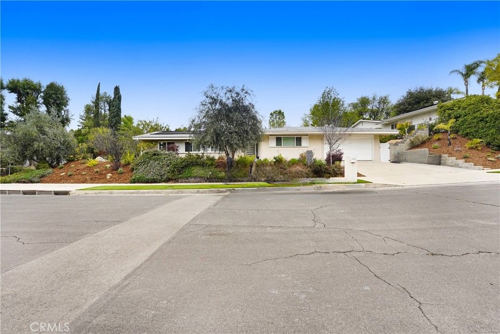 24375 Hatteras Street, Woodland Hills, CA 91367