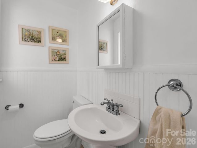 159 Arlington Street, Forest City, NC 28043