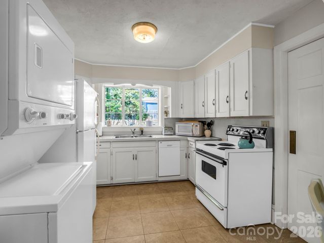 159 Arlington Street, Forest City, NC 28043