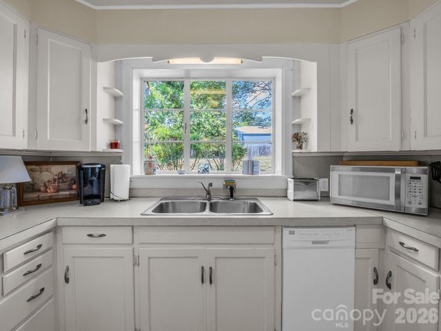 159 Arlington Street, Forest City, NC 28043
