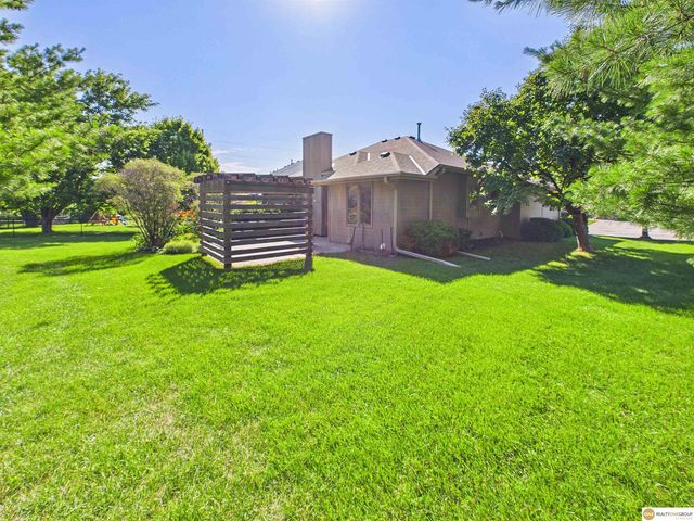 16910 Seward Street, Omaha, NE 68118