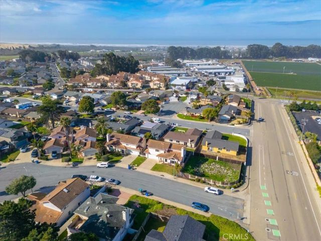 1306 Avenida Pelicanos, Oceano, CA 93445