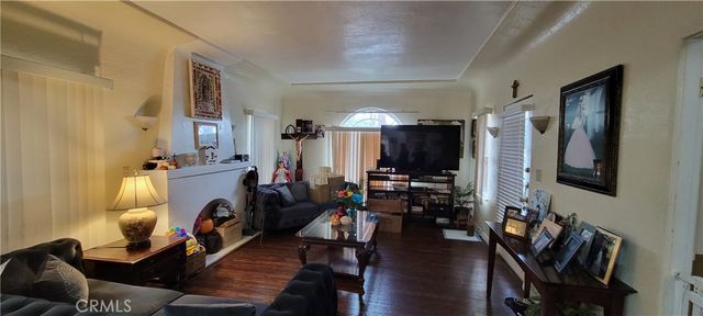 502 E Wellington Avenue, Santa Ana, CA 92701