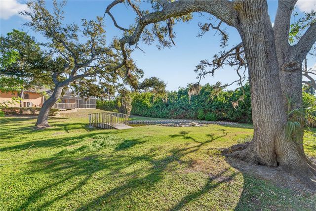 925 GULL ROAD, Venice, FL 34293