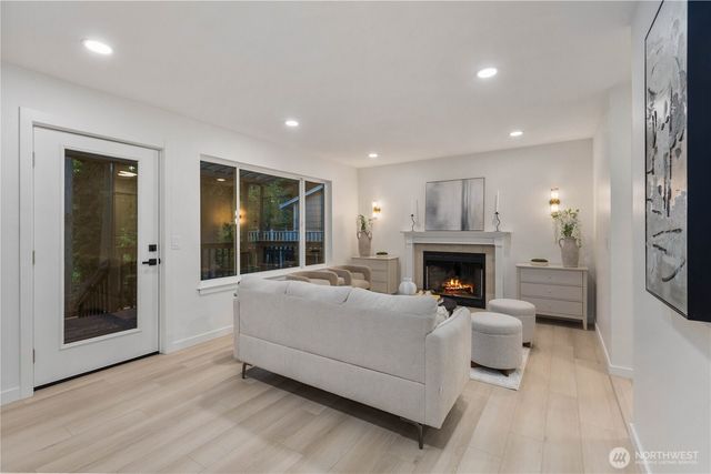 6817 193rd Avenue E, Bonney Lake, WA 98391