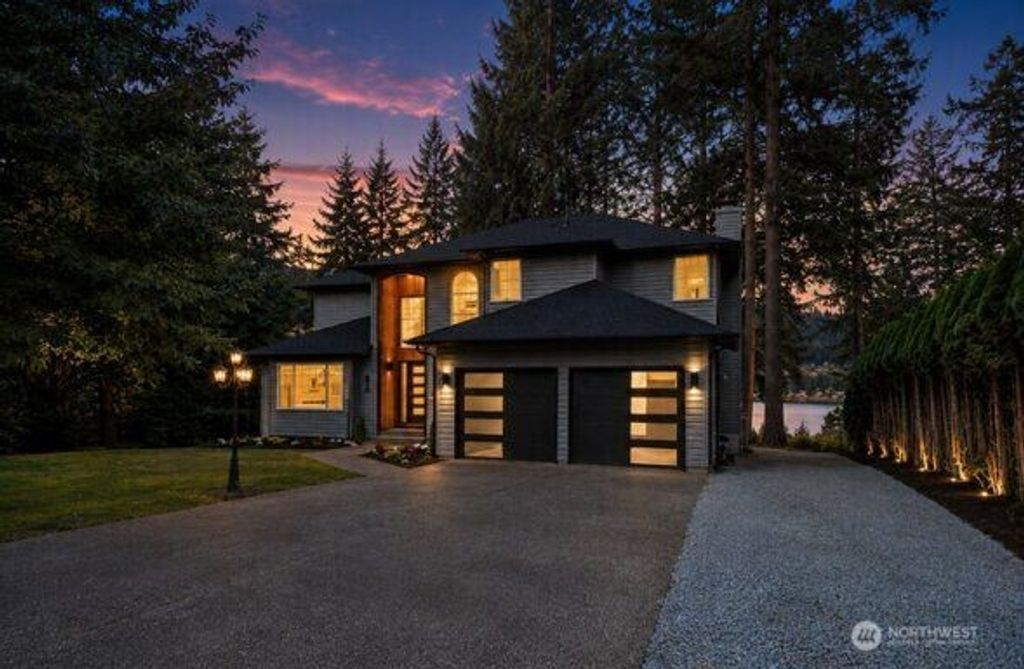 6817 193rd Avenue E, Bonney Lake, WA 98391