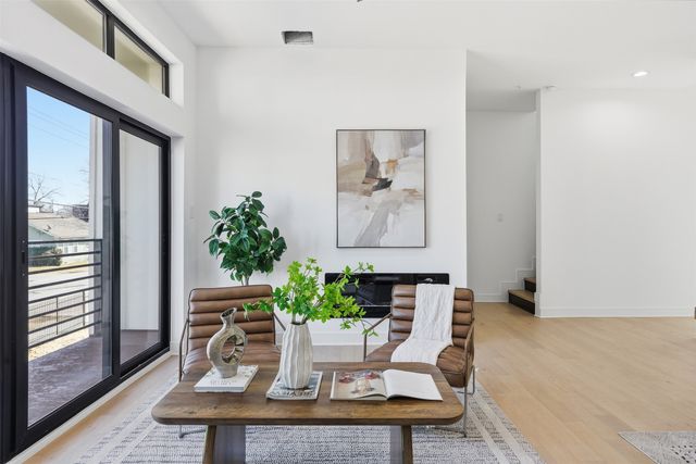 2631 Kirby Street 102, Dallas, TX 75204