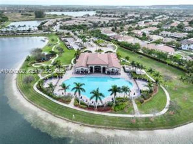 9132 SW 227th Ln, Cutler Bay, FL 33190