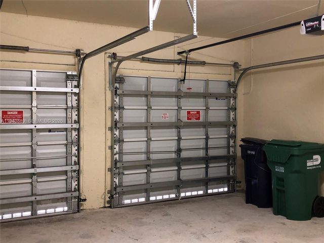 9132 SW 227th Ln, Cutler Bay, FL 33190