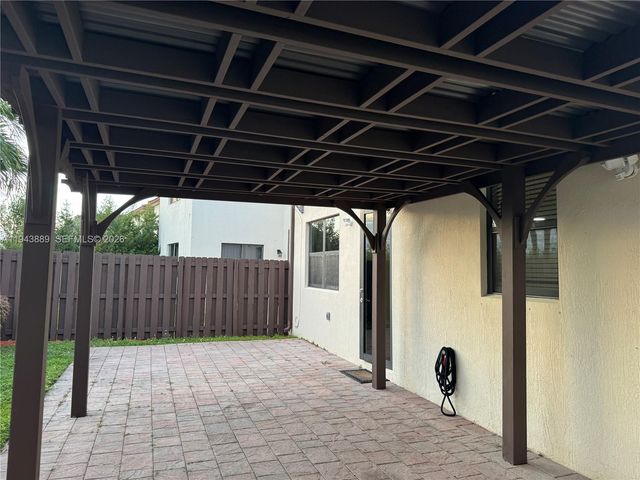 9132 SW 227th Ln, Cutler Bay, FL 33190