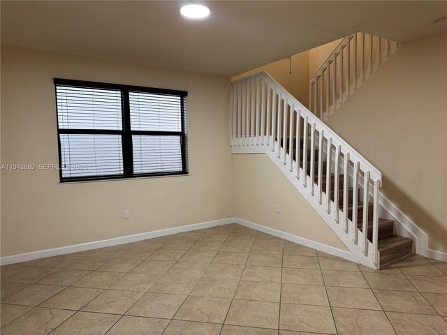 9132 SW 227th Ln, Cutler Bay, FL 33190