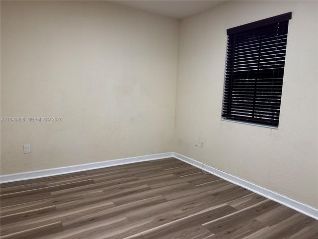 9132 SW 227th Ln, Cutler Bay, FL 33190