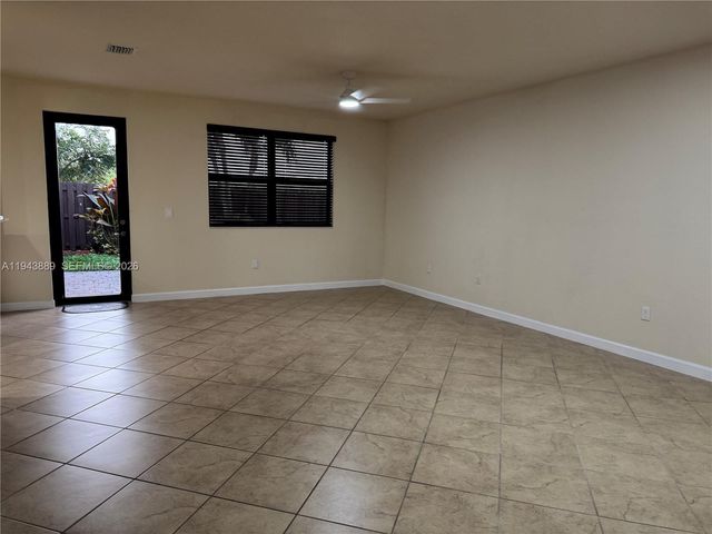 9132 SW 227th Ln, Cutler Bay, FL 33190