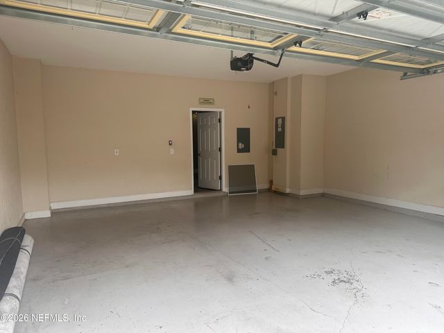 6126 CLEARSKY Drive, Jacksonville, FL 32258