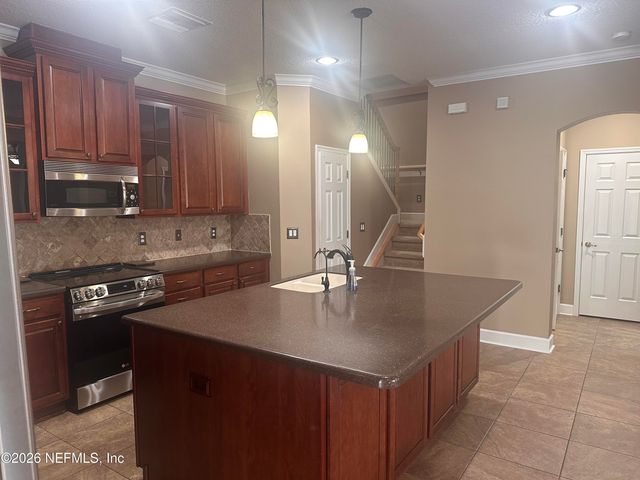 6126 CLEARSKY Drive, Jacksonville, FL 32258