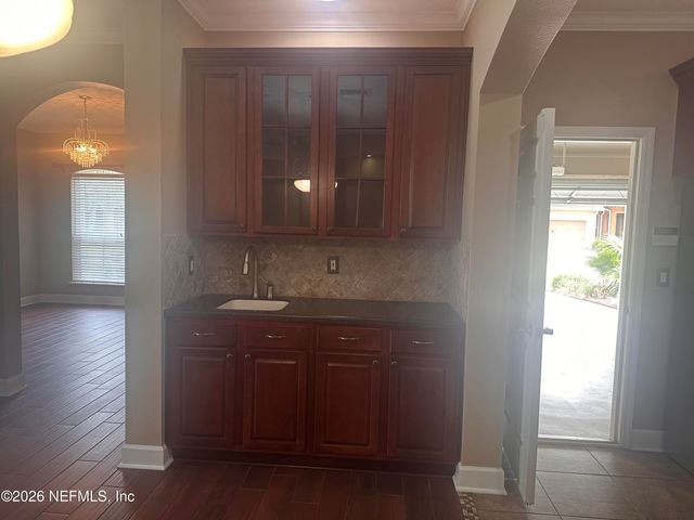 6126 CLEARSKY Drive, Jacksonville, FL 32258