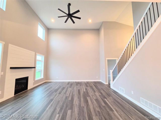 6254 Brook Stone Lane, Linden, MI 48451
