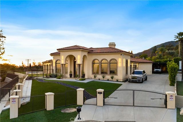 2499 Sierra, Upland, CA 91784