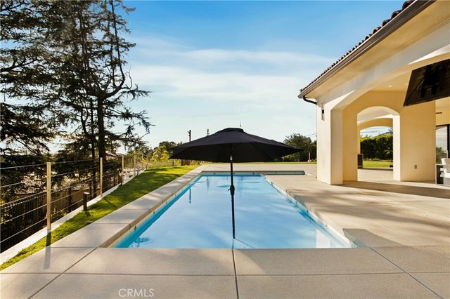 2499 Sierra, Upland, CA 91784